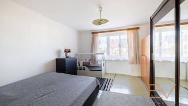 Prodej rodinného domu 4+1, s pozemkem 681 m2 - Nové Strašecí