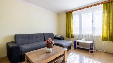 Prodej rodinného domu 4+1, s pozemkem 681 m2 - Nové Strašecí