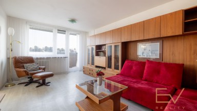 Prodej bytu 3+1, 70 m2 + lodžie 6 m2 - Praha - Řepy