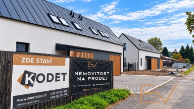 Prodej rodinného domu 110 m2, 4+KK s pozemkem 322 m2 - Lodenice, Mšecké Žehrovice