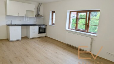 Pronájem bytu 3+KK, 101 m2 + Terasa 11 m2 - Praha Jeseniova