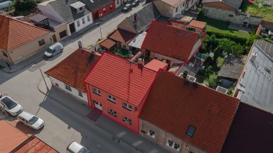 Prodej rodinného domu 163 m2,s pozemkem 327 m2 - Nové Strašecí 