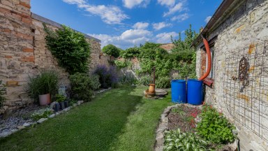 Prodej rodinného domu 163 m2,s pozemkem 327 m2 - Nové Strašecí 