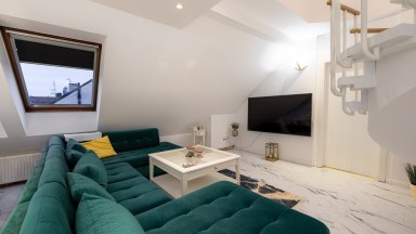 Prodej mezonetového bytu 5+KK, 130 m2 - Rakovník, ul. Nádražní