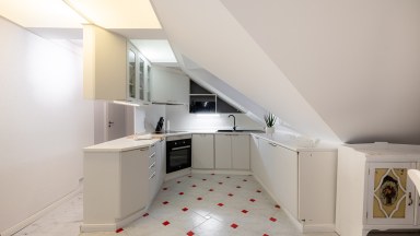 Prodej mezonetového bytu 5+KK, 130 m2 - Rakovník, ul. Nádražní