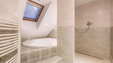 Prodej mezonetového bytu 5+KK, 130 m2 - Rakovník, ul. Nádražní